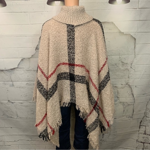 Plaid Super Soft Poncho - Picture 2 of 3